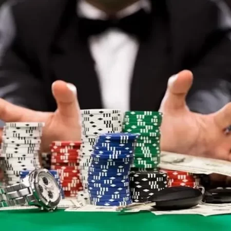 Top 4 nhà cái poker uy tín cho anh em cá cược trên điện thoại, PC